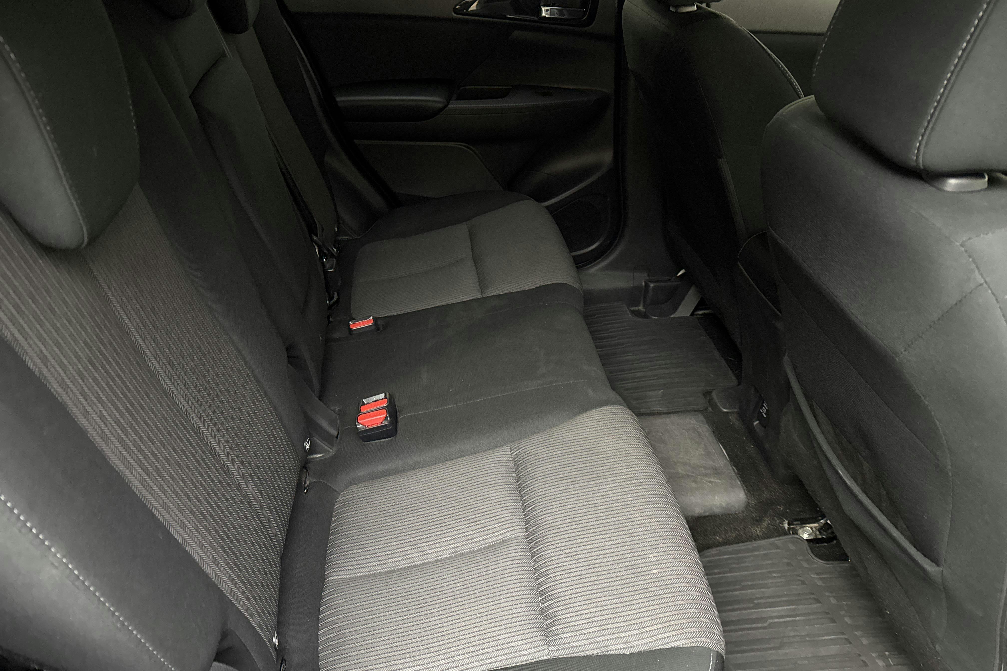 Vehicle Image 8