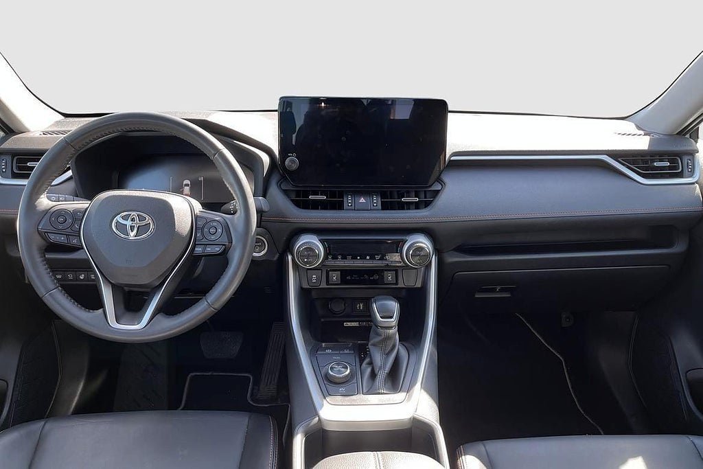 Vehicle Image 11