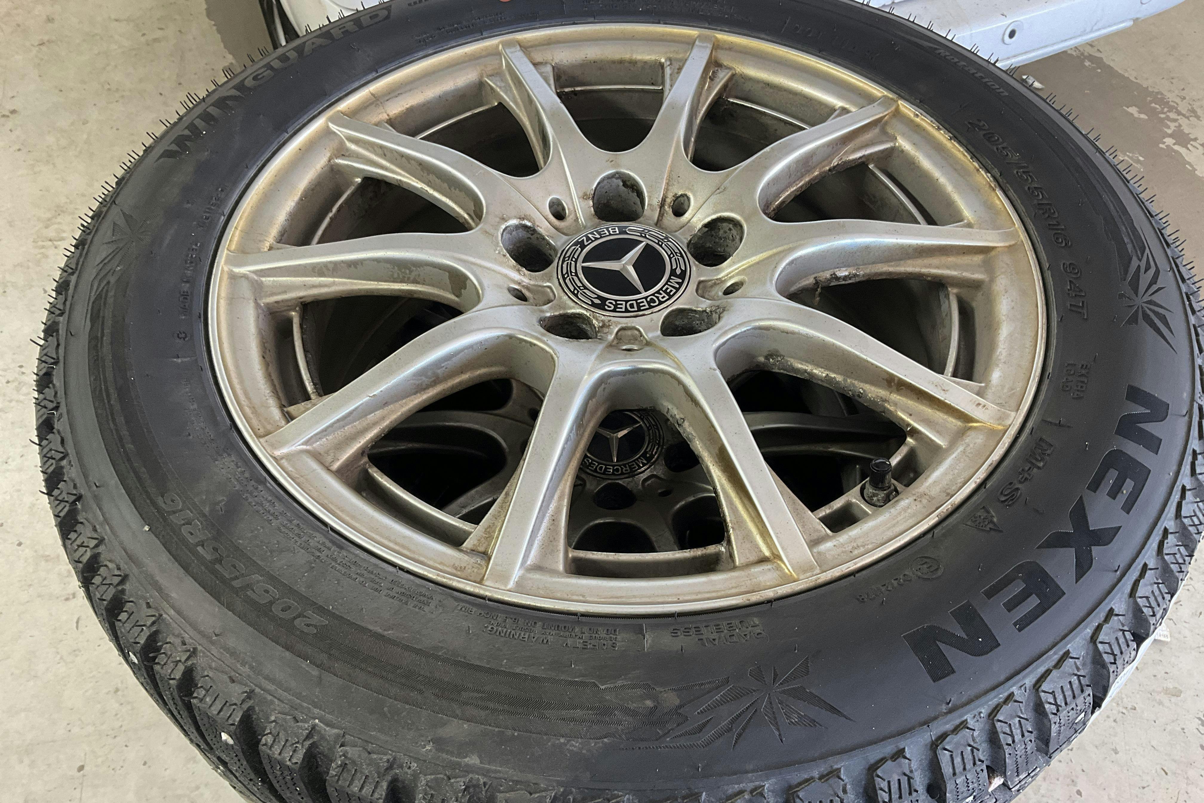 Vehicle Image 11