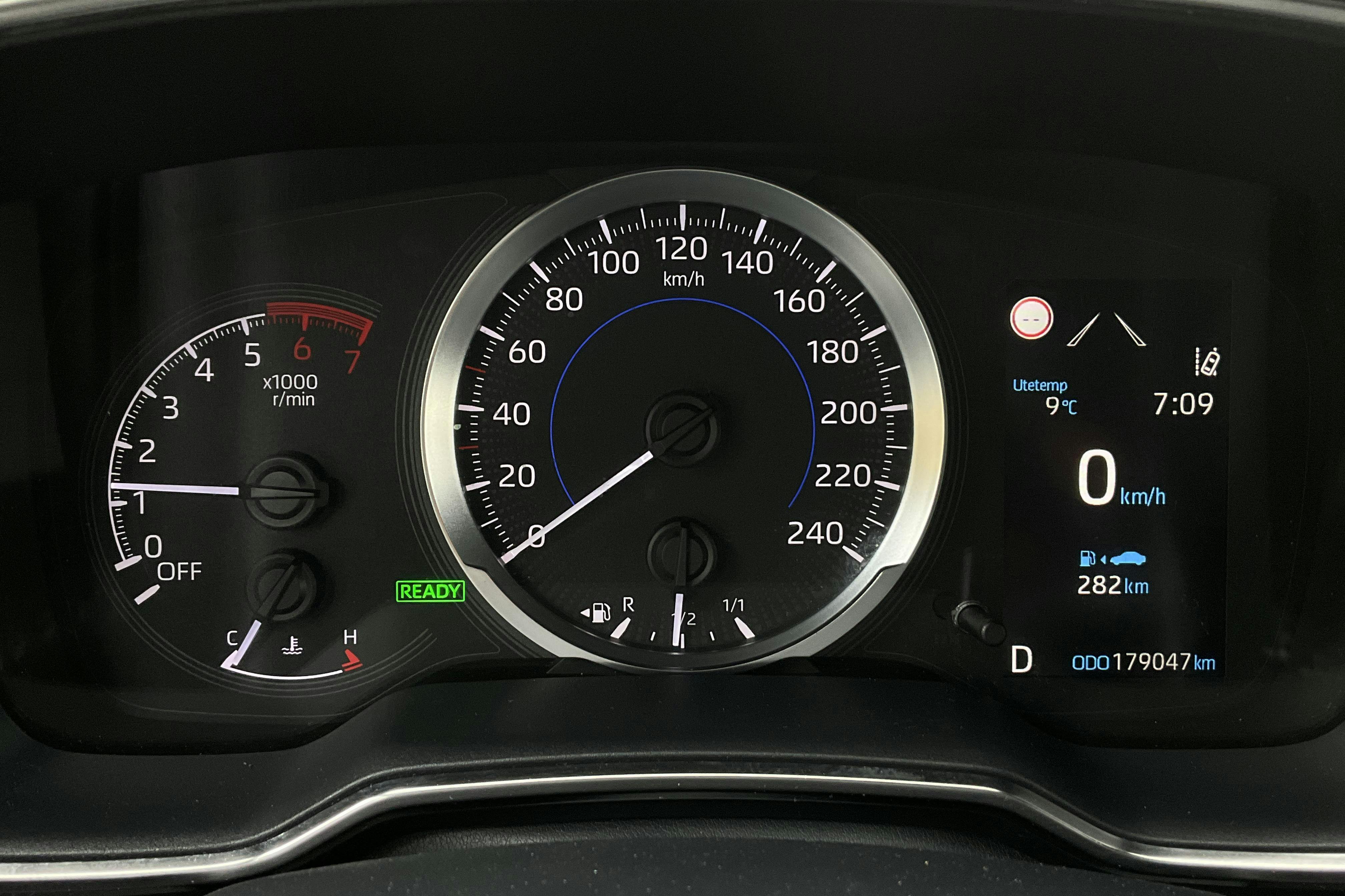 Vehicle Image 10