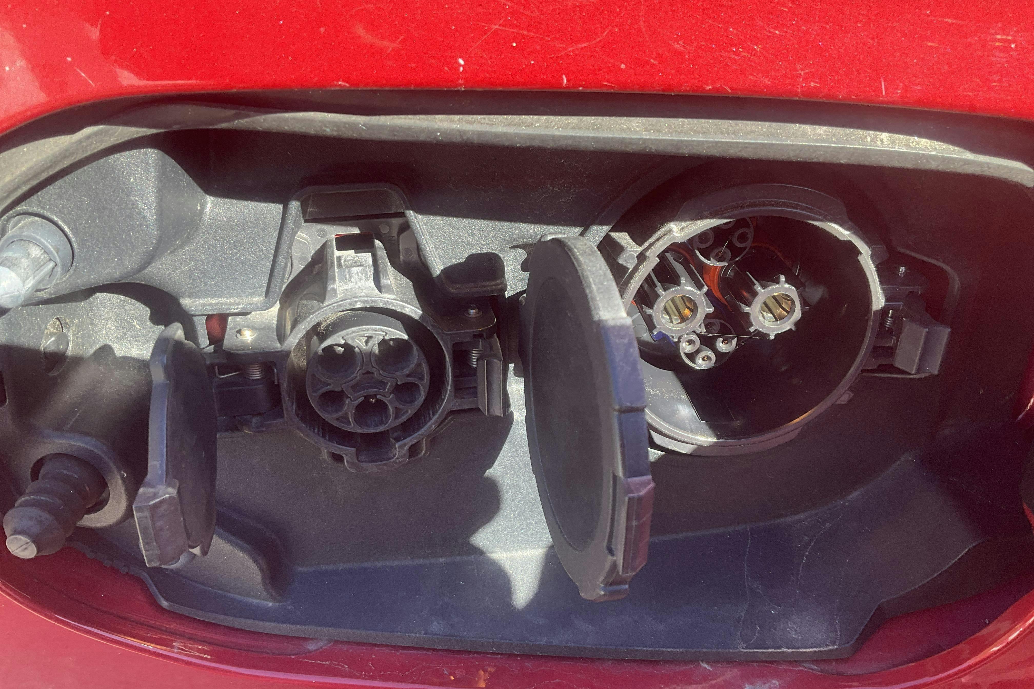 Vehicle Image 13