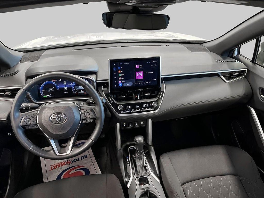 Vehicle Image 12