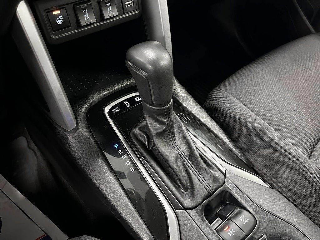 Vehicle Image 18