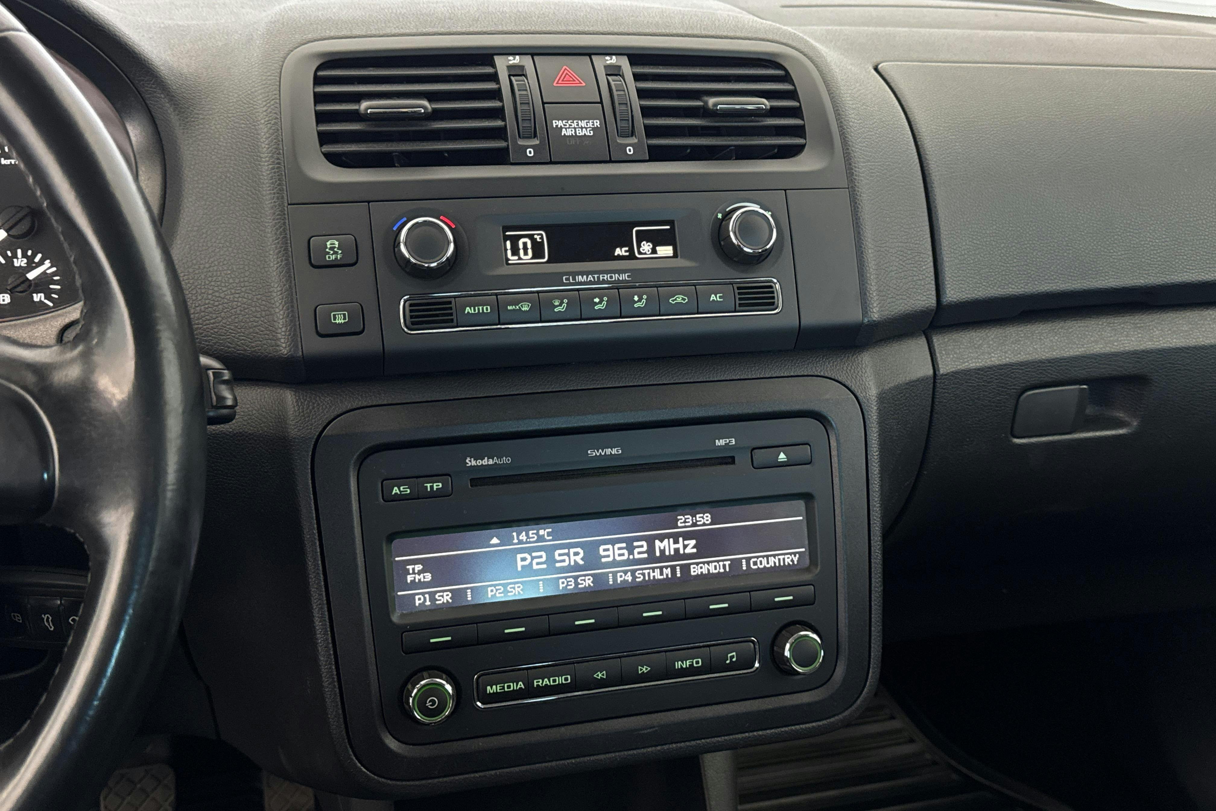 Vehicle Image 11