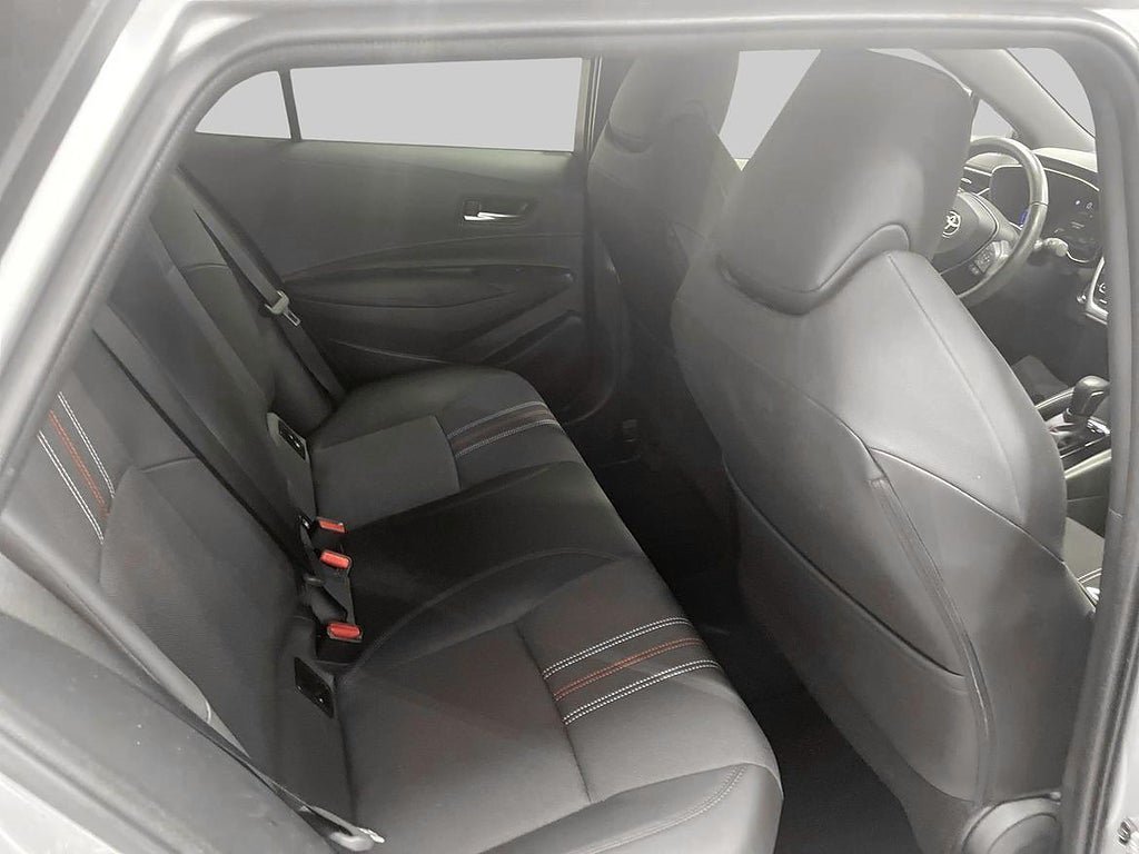 Vehicle Image 11