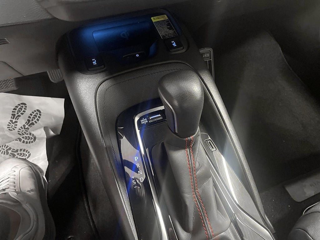 Vehicle Image 18