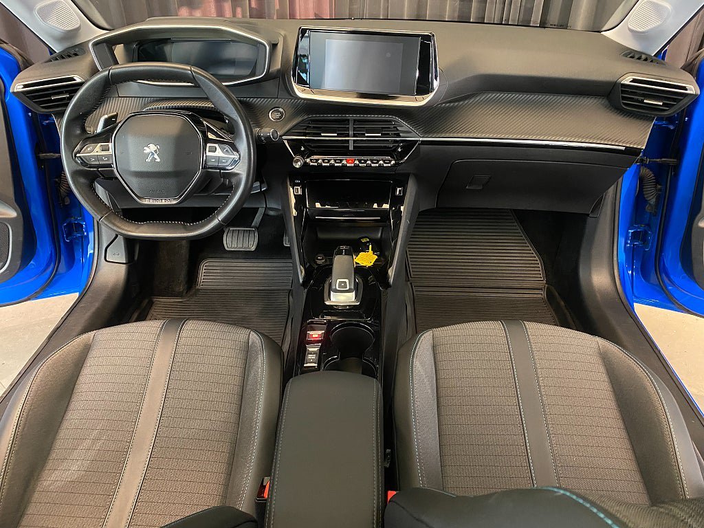 Vehicle Image 38