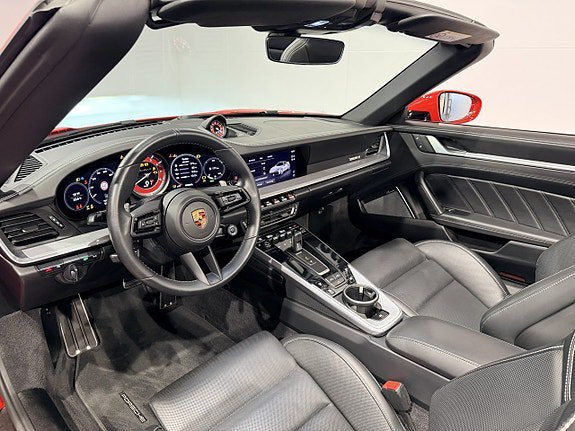 Vehicle Image 23