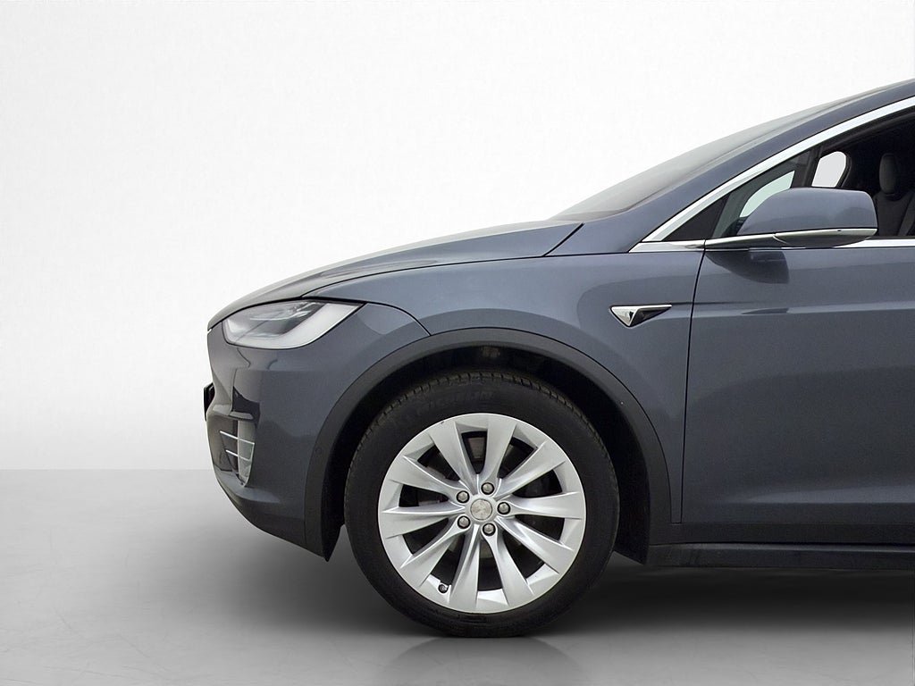 Vehicle Image 36