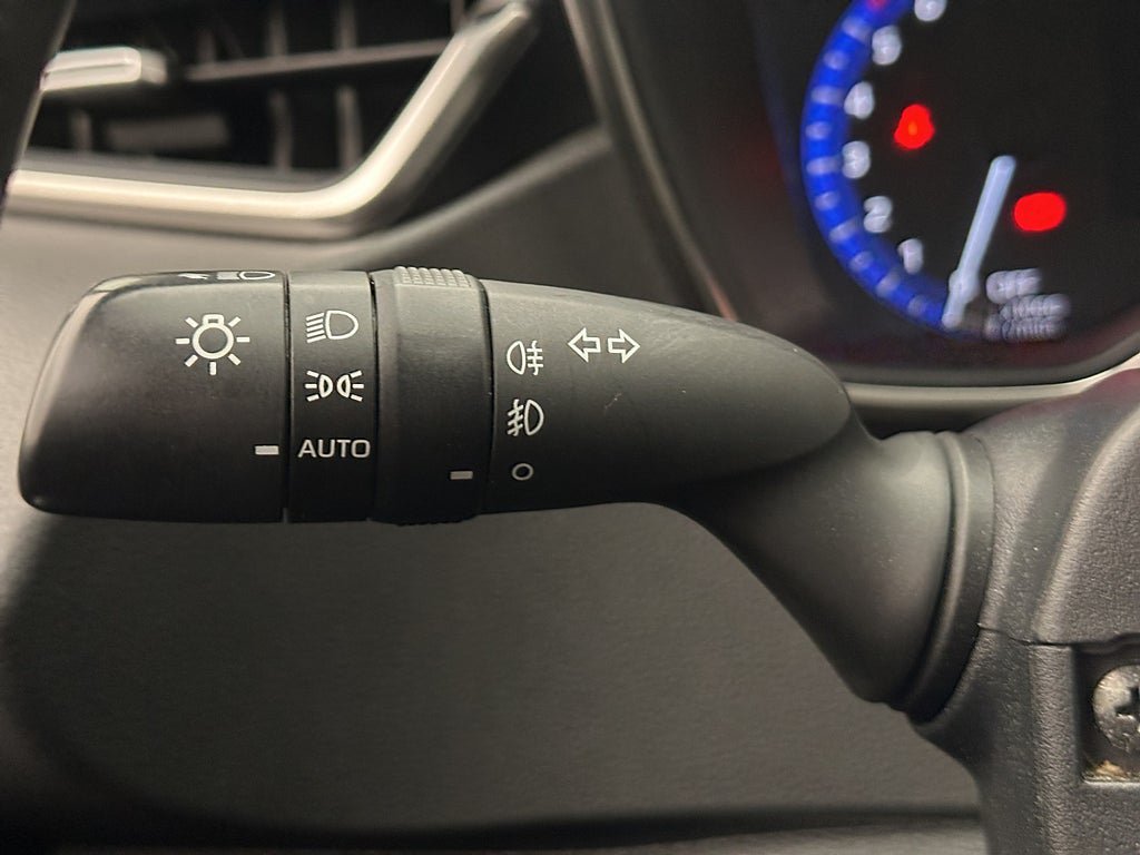 Vehicle Image 28