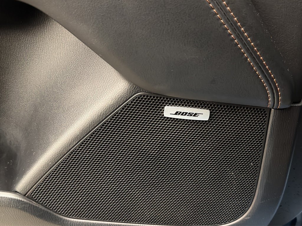 Vehicle Image 38