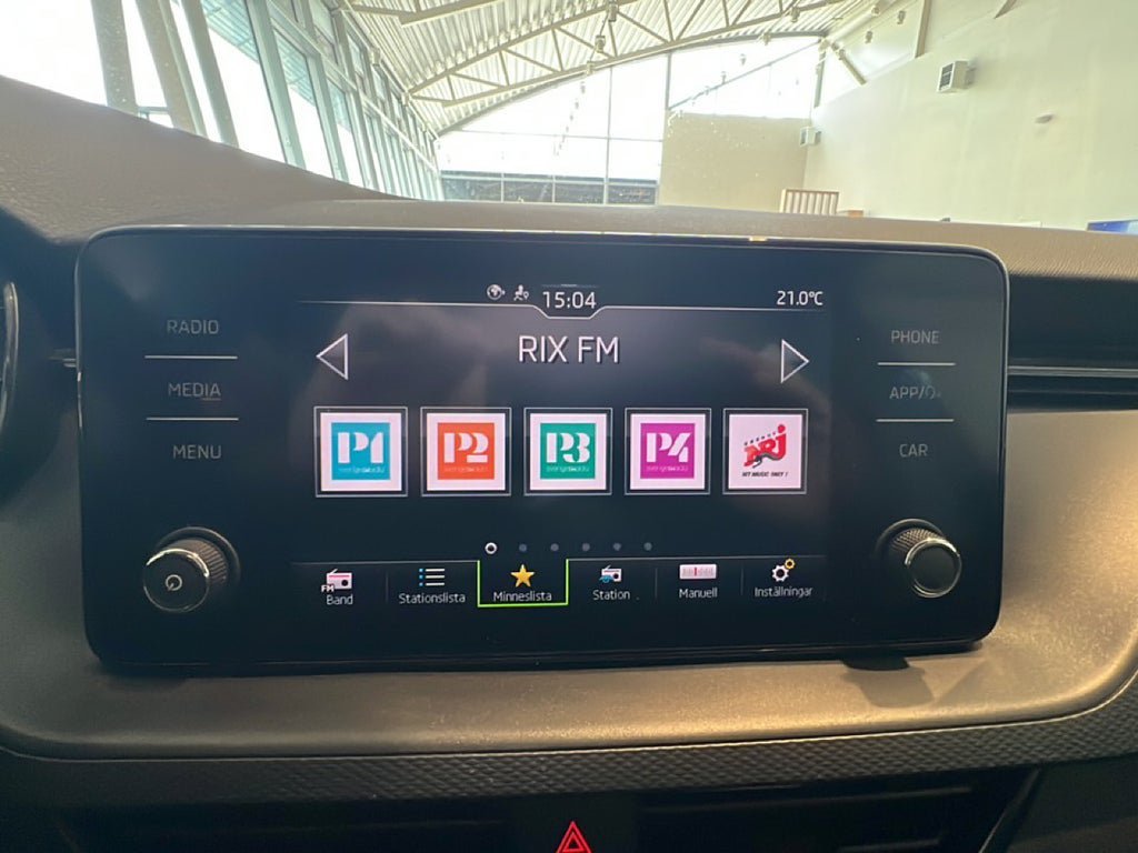 Vehicle Image 11