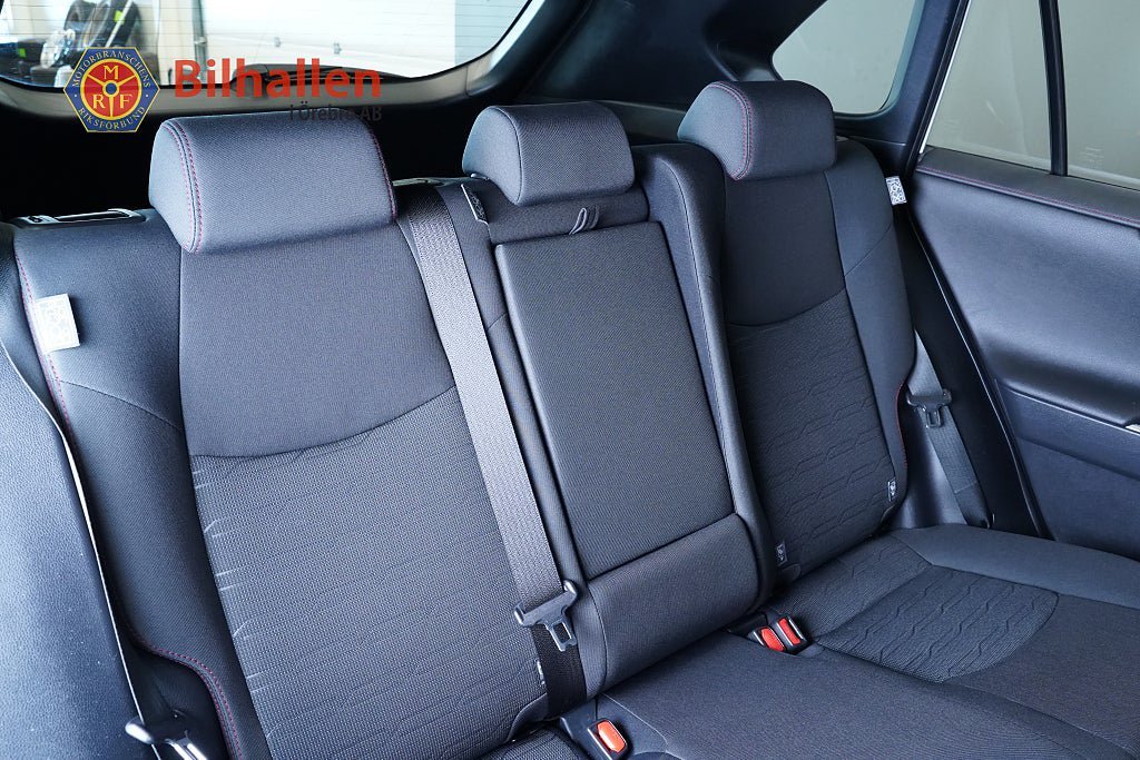 Vehicle Image 12