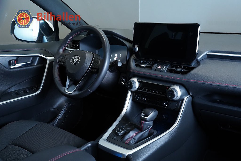 Vehicle Image 14