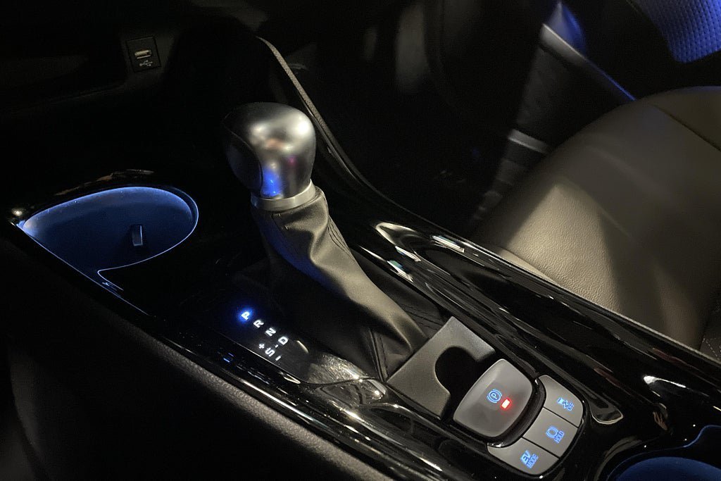 Vehicle Image 21