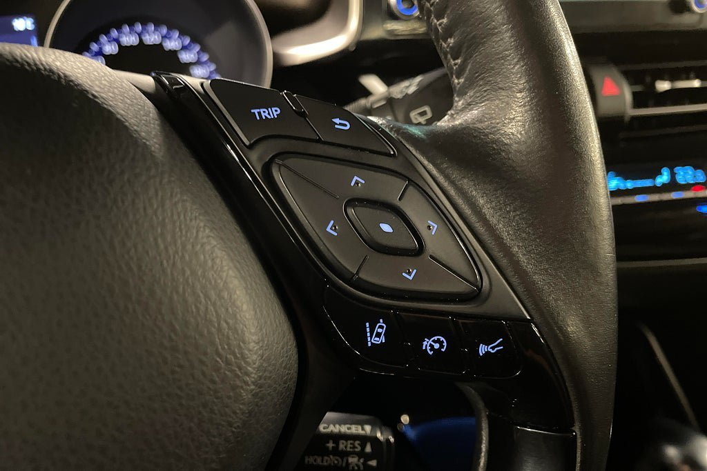 Vehicle Image 23