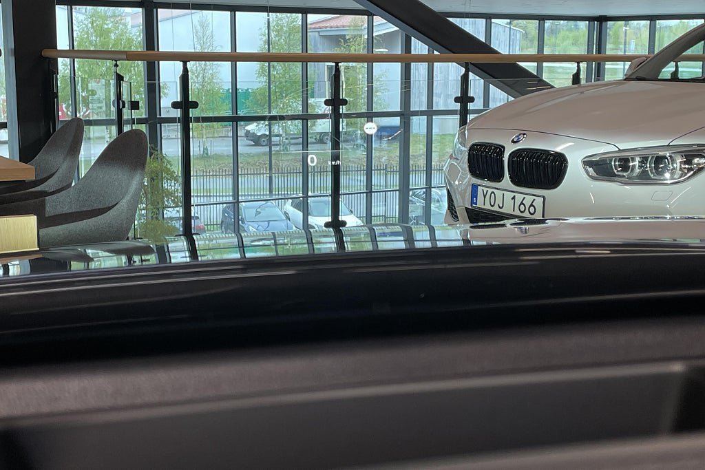 Vehicle Image 28