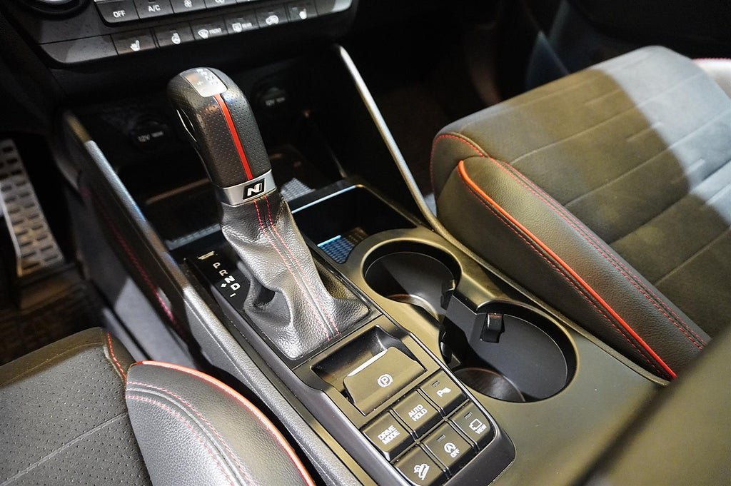 Vehicle Image 18
