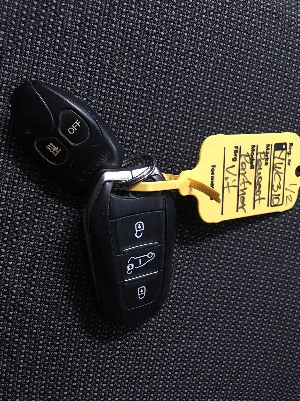 Vehicle Image 22