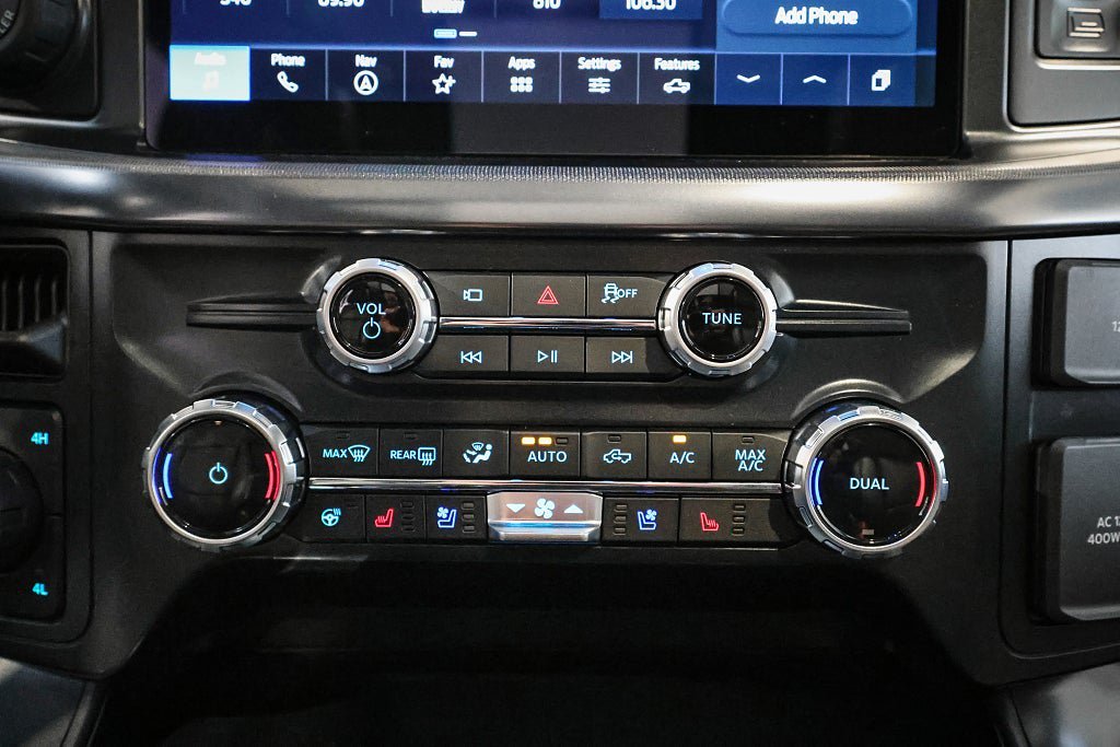 Vehicle Image 21
