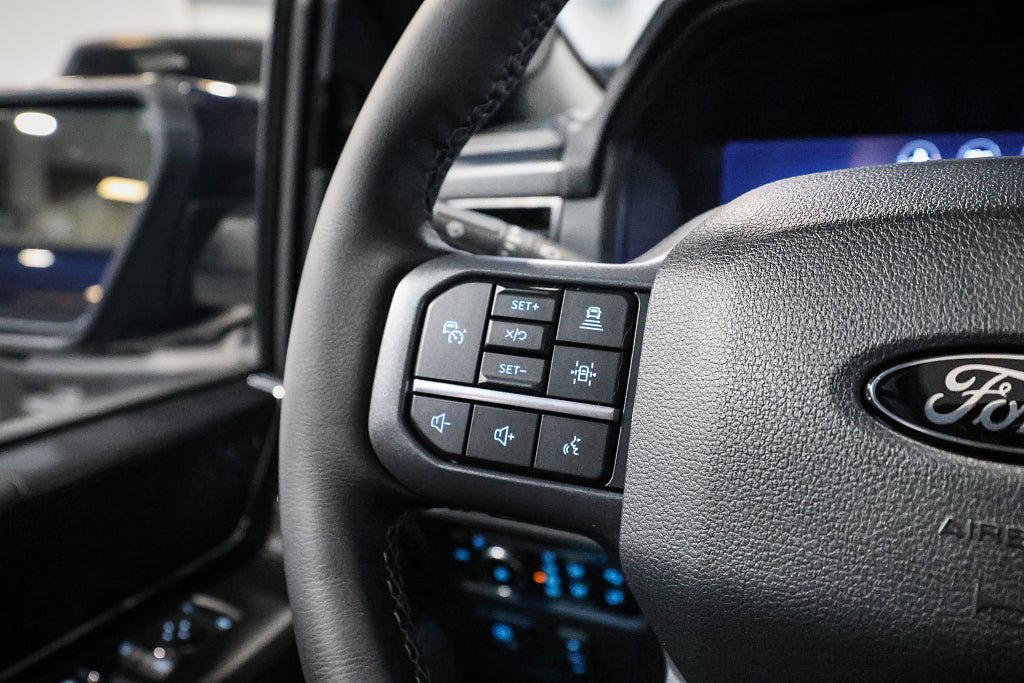 Vehicle Image 23