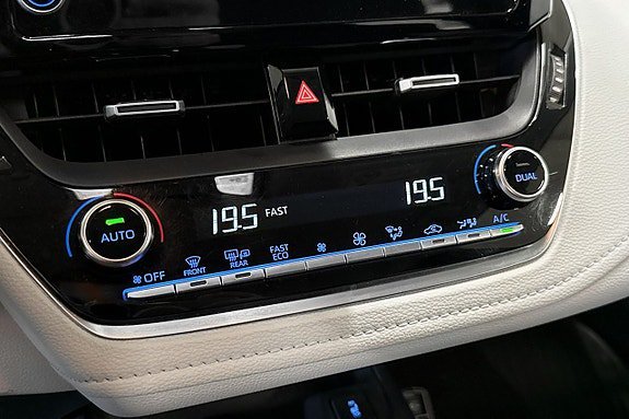 Vehicle Image 26