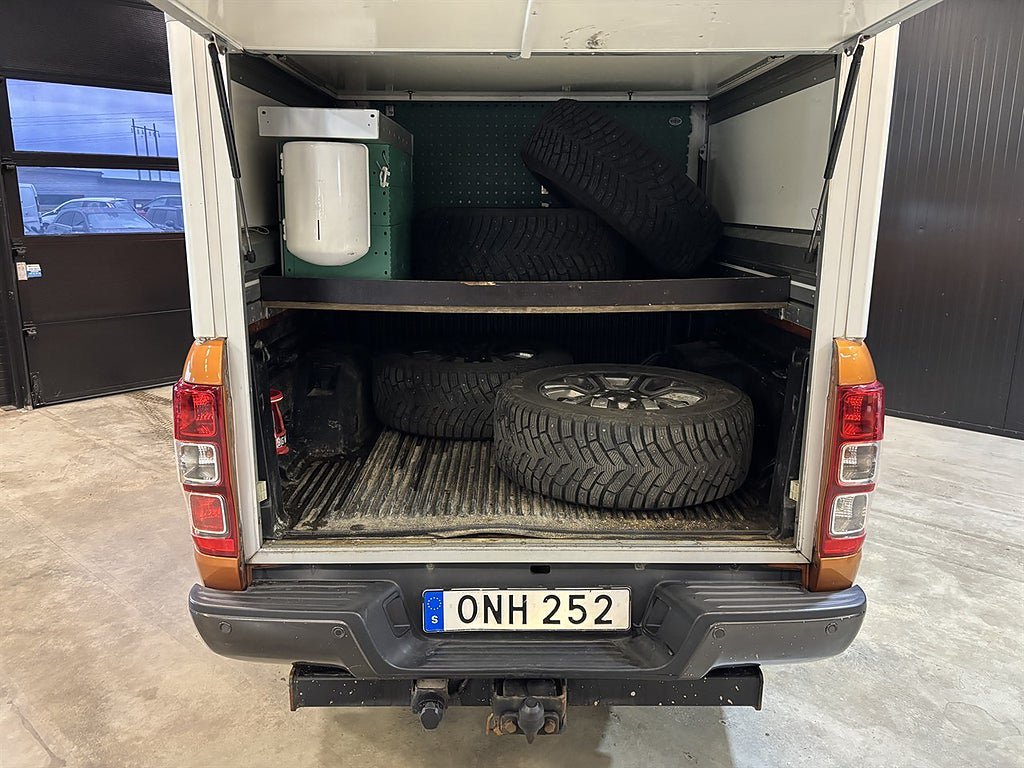 Vehicle Image 23