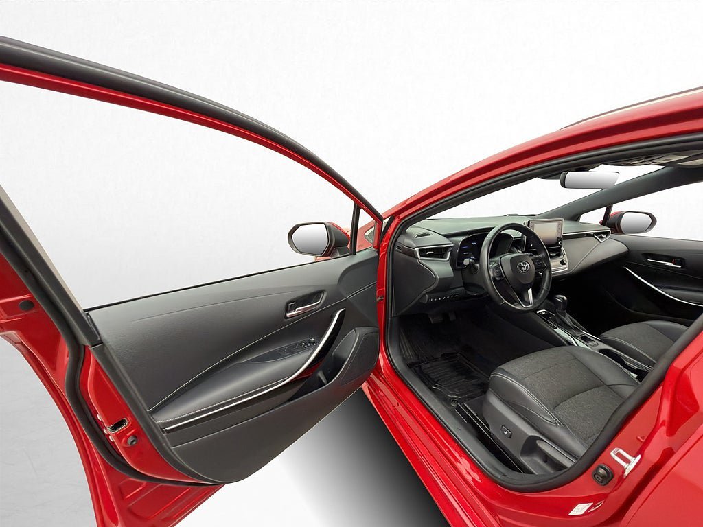 Vehicle Image 11