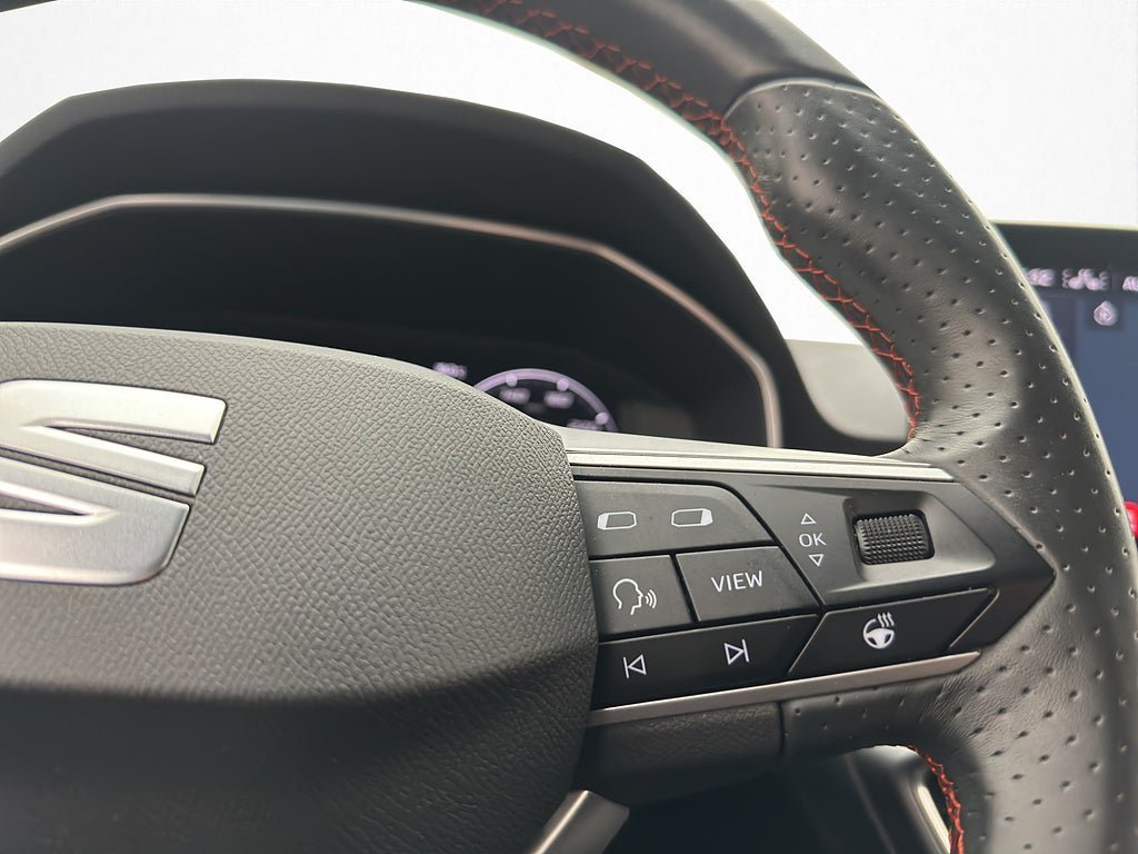 Vehicle Image 24