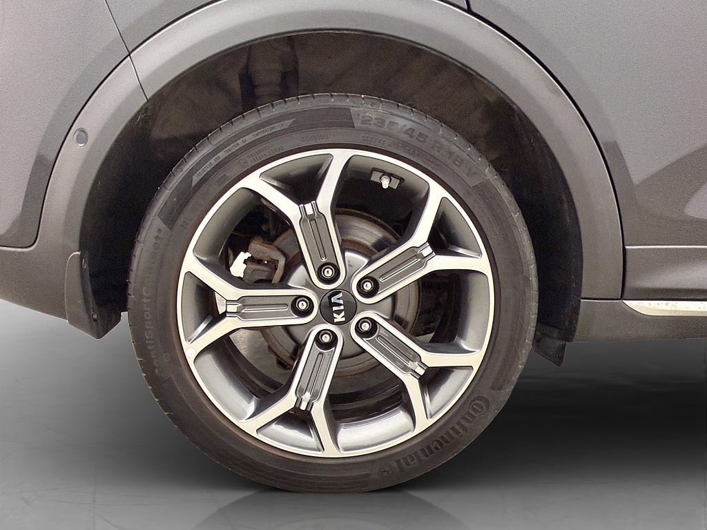 Vehicle Image 35
