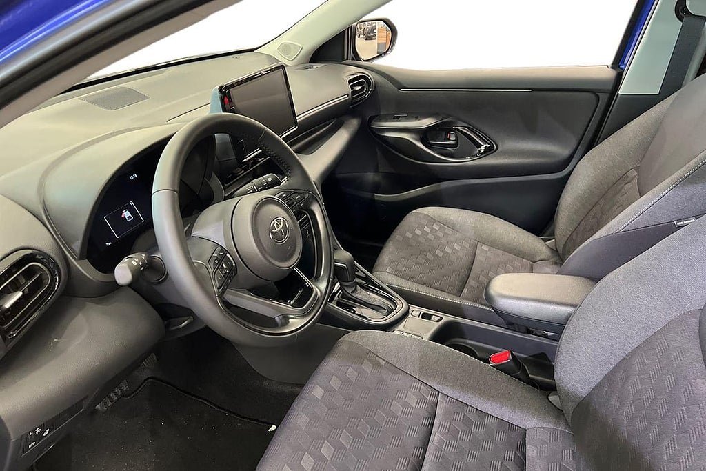 Vehicle Image 14