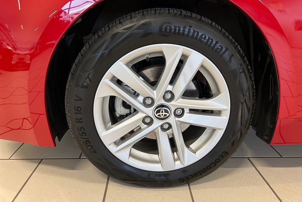Vehicle Image 17