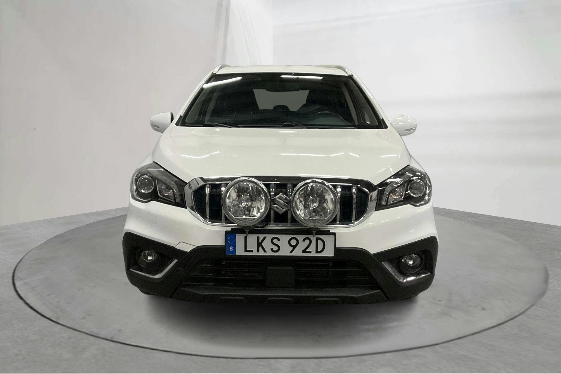 Vehicle Image 4