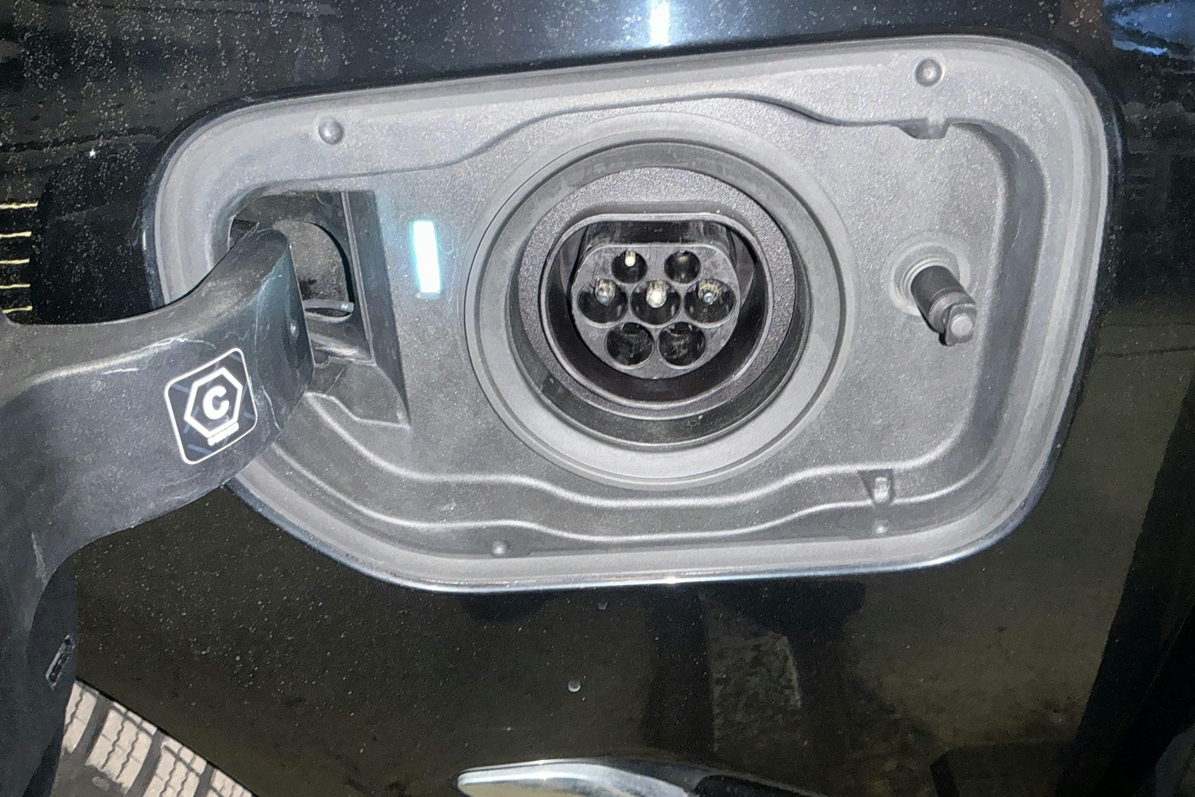 Vehicle Image 17
