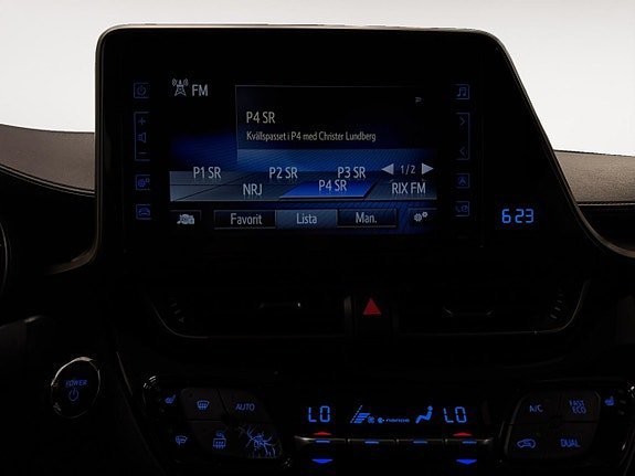 Vehicle Image 17