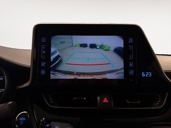 Vehicle Image 18