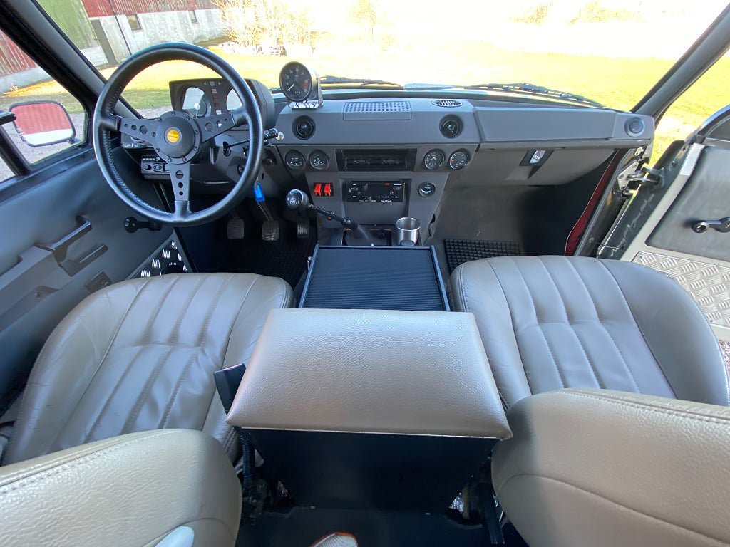 Vehicle Image 8