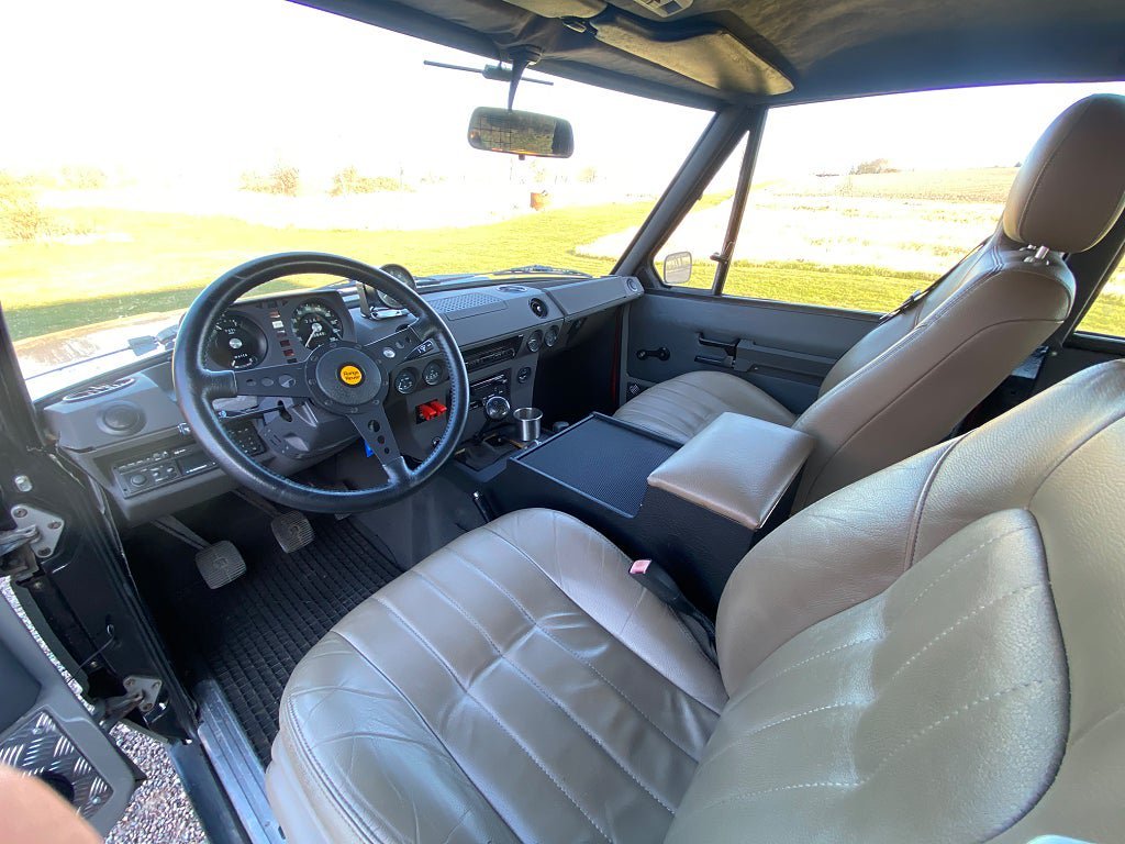 Vehicle Image 13
