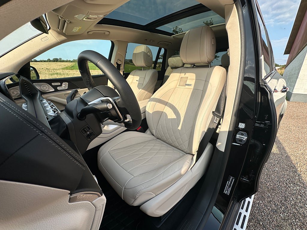 Vehicle Image 17