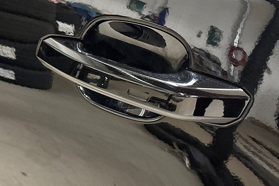 Vehicle Image 28