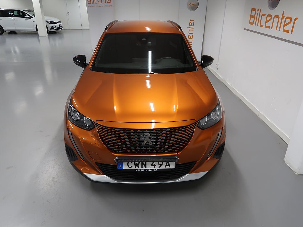 Vehicle Image 11