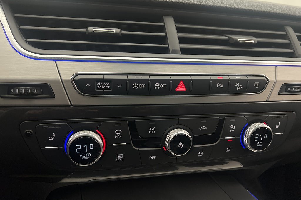 Vehicle Image 27