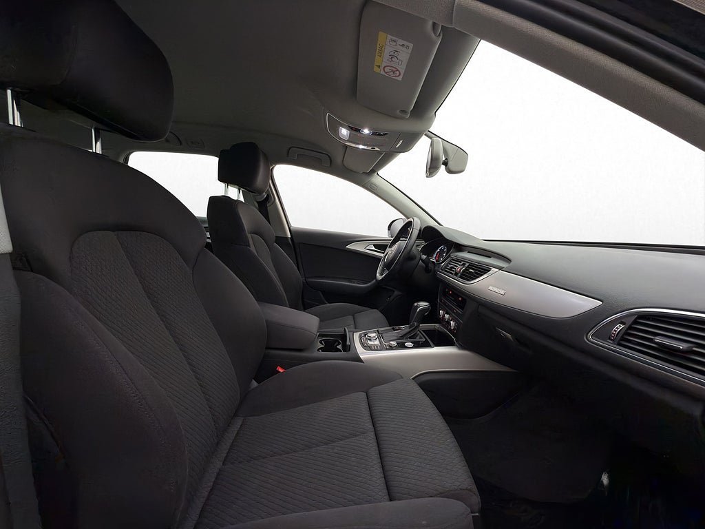Vehicle Image 24