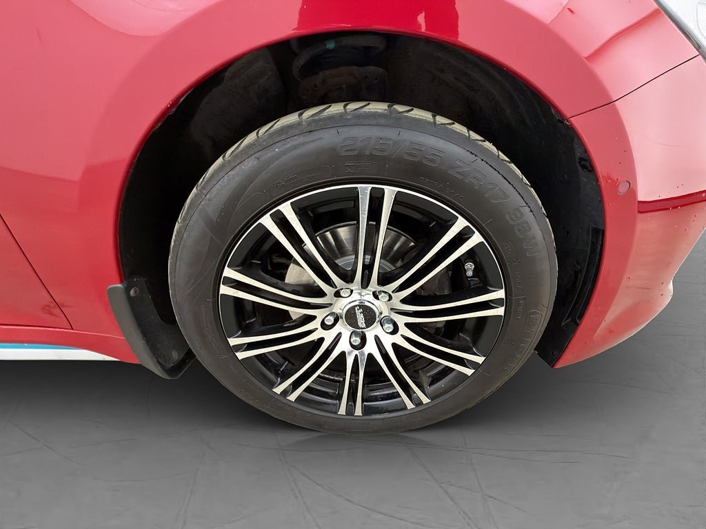 Vehicle Image 38