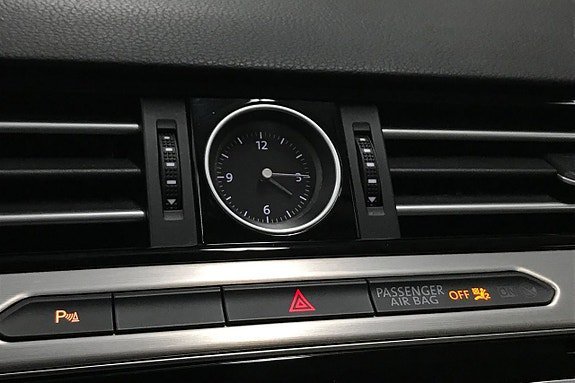 Vehicle Image 28