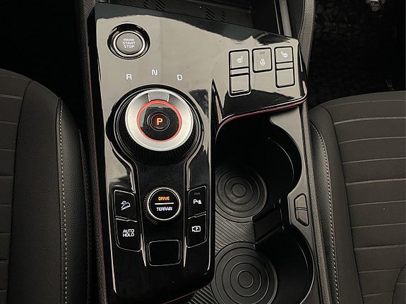 Vehicle Image 22