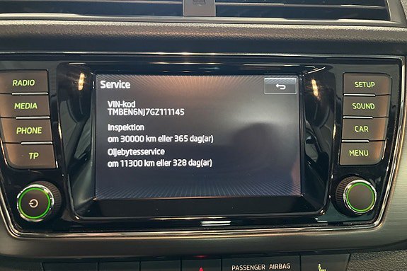 Vehicle Image 19