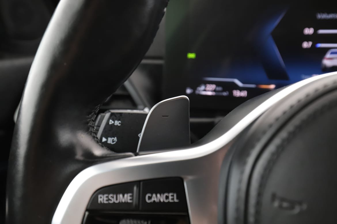 Vehicle Image 32