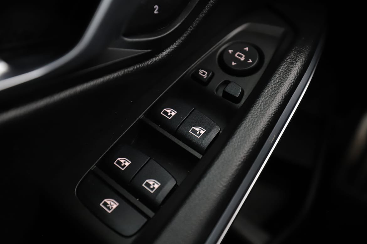 Vehicle Image 36