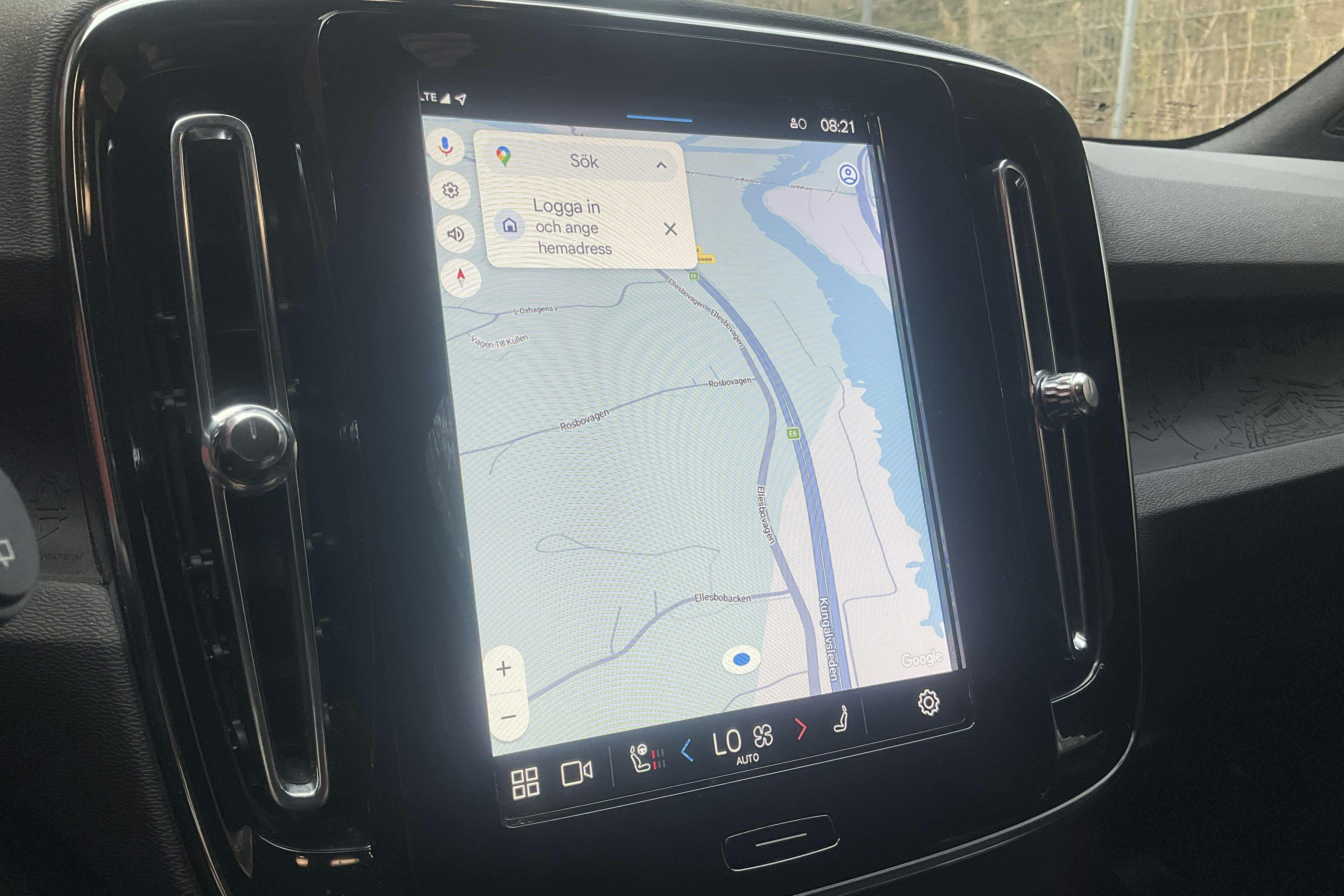 Vehicle Image 11